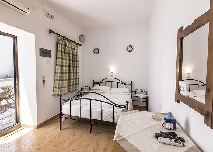 米卡别墅酒店 林都斯